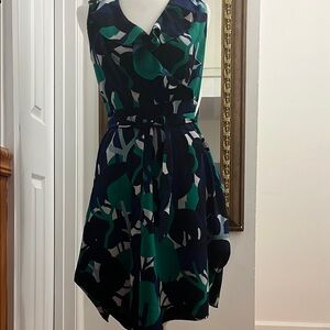 Anna Taylor Elegant Blue and Green Patterned Dress size 2